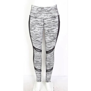Women's Avia Black & White Jacquard Leggings L
